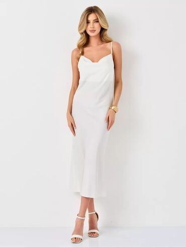 Вечерние платья: Продаю платья комбинации, плотный атлас, идеальная посадка, размеры от — 8