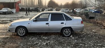 Daewoo: Daewoo Nexia: 2010 г., 1.6 л, Механика, Бензин, Седан