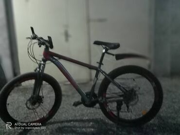 vesəbət: İşlənmiş Dağ velosipedi Adidas, 26", sürətlərin sayı: 21, Ödənişli çatdırılma