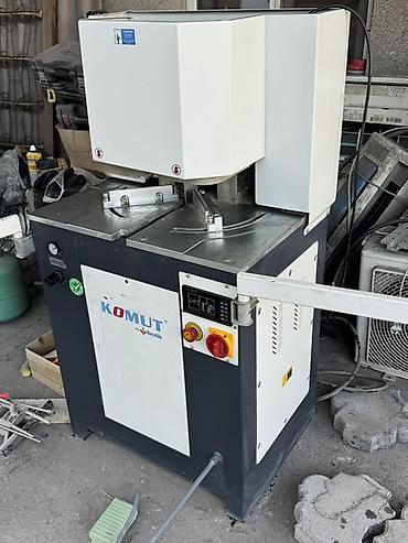 Производство пластиковых окон: Одноголовочный сварочный станок для ПВХ-профиля KÖMUT by Özçelik - — 2