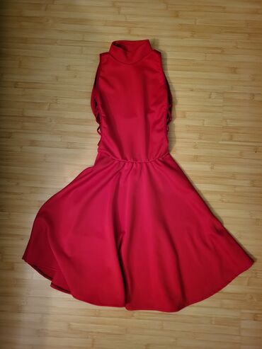 crvena plišana haljina: Haljina, nova