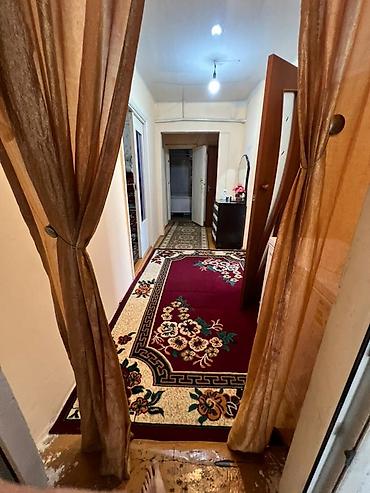 Кухонные гарнитуры: Кухонный гарнитур — 6