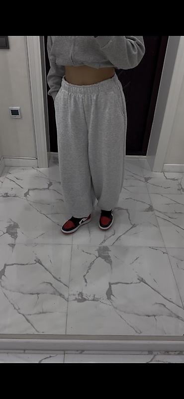 Айымдардын кийими: Серые свободные спортивные штаны (джоггеры/sweatpants). - Цвет — 2