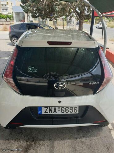 Toyota: Toyota Aygo: 1 l. | 2015 έ. Χάτσμπακ — 6
