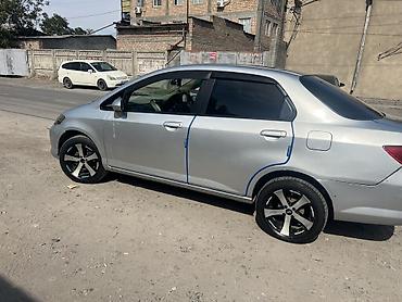 шаравой сивик: Honda Fit Aria: 2003 г., 1.5 л, Автомат, Бензин, Седан — 4