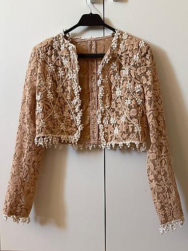 ziyafet geyimleri: Zərif iki hissəli dəst – uzun qipurlu don və qısa jaket - Rəng: açıq — 4