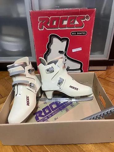 Sport i razonoda: Roces klizaljke na ledu – plastična čizma sa metalnom oštricom - — 6