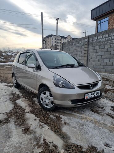 Honda: Honda Fit: 2004 г., 1.3 л, Вариатор, Бензин, Хэтчбэк