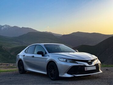 Toyota: Toyota Camry: 2018 г., 2.5 л, Автомат, Бензин, Седан