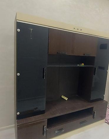 televizor alti mebel: TV üçün divar modulu / media stend - Material: MDF/laminat — 1
