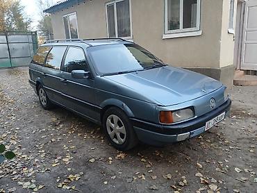 Volkswagen Passat: 1991 г., 1.8 л, Механика, Бензин, Универсал