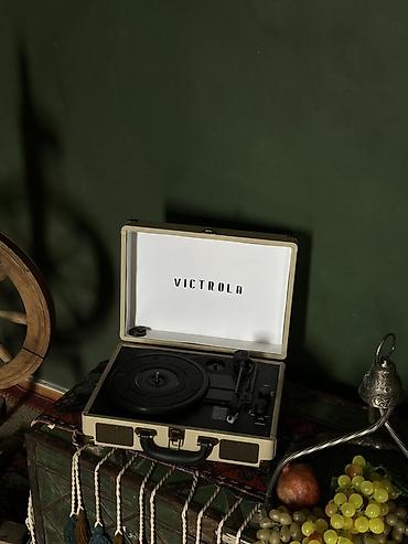 retro gramofon: Vinil patefonlar –masaüstü modellər Məhsul təsviri: - Retro üslublu — 2