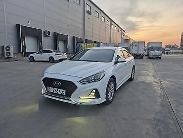 kia niro 2022: Hyundai Sonata: 2020 г. — 3