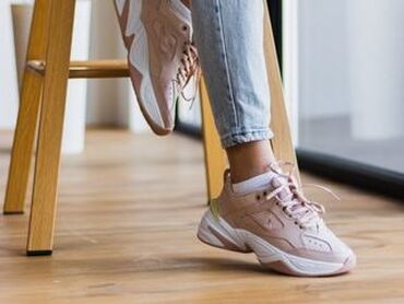 женские беговые кроссовки nike в Азербайджан | Кроссовки и спортивная обувь: Nike sneakers, 38 razmer, 2 raza nadeti