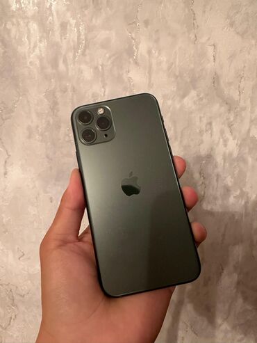 Apple iPhone: IPhone 11 Pro, Б/у, 64 ГБ, 79 %