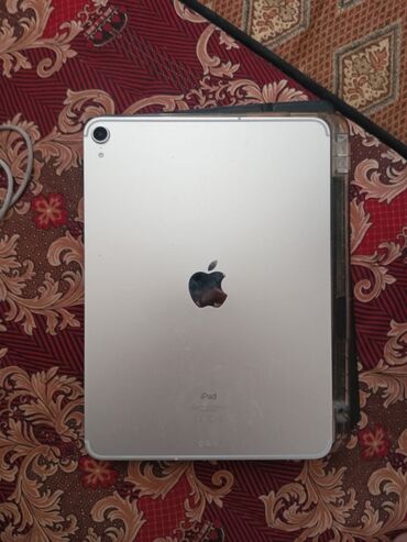 планшет для детей: Планшет, Apple, эс тутум 64 ГБ, 10" - 11", 4G (LTE), Колдонулган, Классикалык түсү - Боз