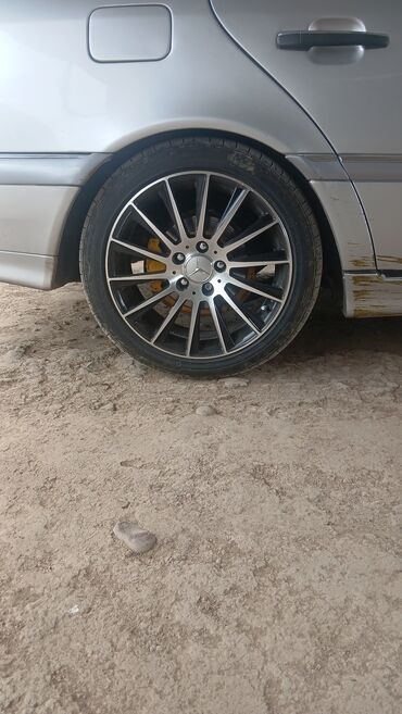 Şin, disk və təkərlər üçün digər aksessuarlar: Disk təkər Mercedes-Benz R 17