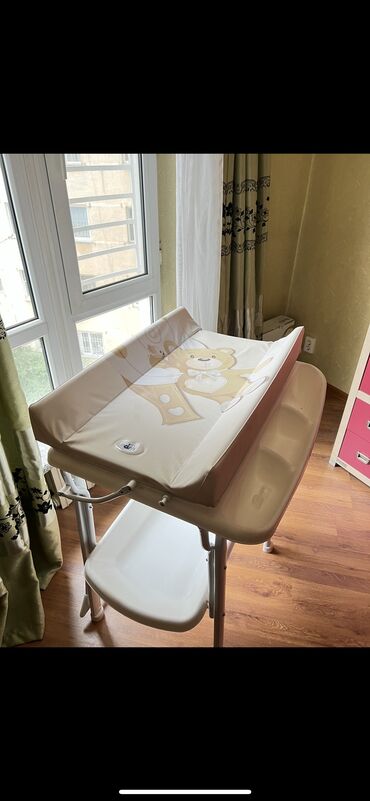 боди с рукавом для новорожденных: Пеленальный столик с ванночкой для купания