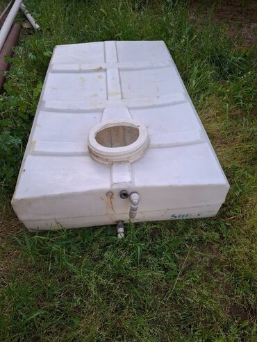 Baklar və çənlər: Bak, Plastik, 500 l l, İşlənmiş