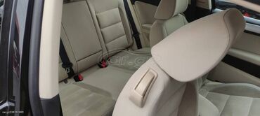 Volkswagen: Volkswagen Golf: 1.4 l. | 2010 έ. Χάτσμπακ — 6