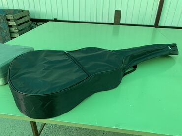 Гитары: Продаю или меняю на Комуз акустическую гитару, 38 размер. г. Каракол