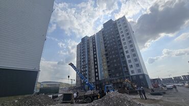 срочно продаётся 1 комнатная квартира в районе ошского рынка по улице кенсуйская 17: Курулуп бүткөн, Жеке план, 1 бөлмө, 42 кв. м