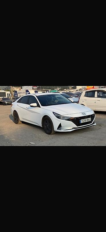 Hyundai Avante: 2021 г., Седан