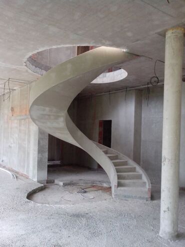 Бетонные лестницы: Бетонная лестница Для дома, Бесплатная консультация, Форма лестницы: Много-маршевая, Стиль: Лофт — 9