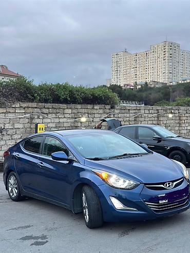 sprinter satisi: Hyundai Elantra: 1.8 l | 2015 il Sedan — 2