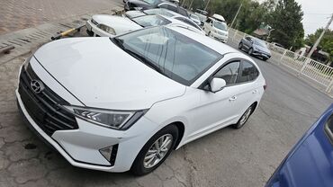 электромобиль neta: Hyundai Avante: 2019 г., 1.6 л, Автомат, Бензин, Седан