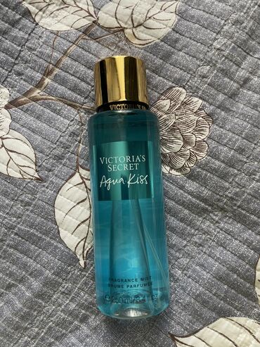 Другие услуги в сфере красоты и здоровья: Victoria Secret “Aqua Kiss” с запахом морского бриза.Запах стойкий