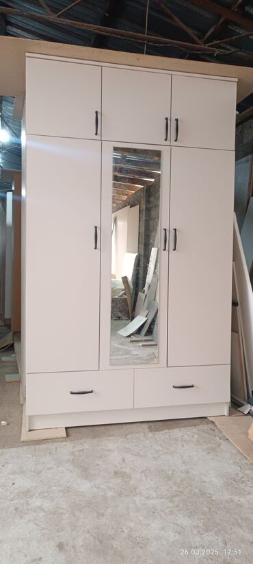 Другая мебель: Шкаф 130×215 Россиянын ломинантынан жасалган сапаты соонун.Шаар ичине — 2