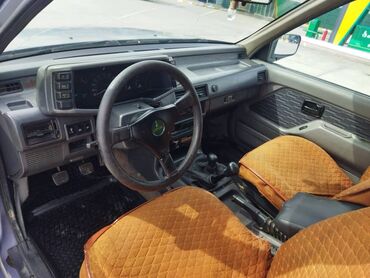 Opel : 1992 г., 2.4 л, Механика, Газ, Внедорожник