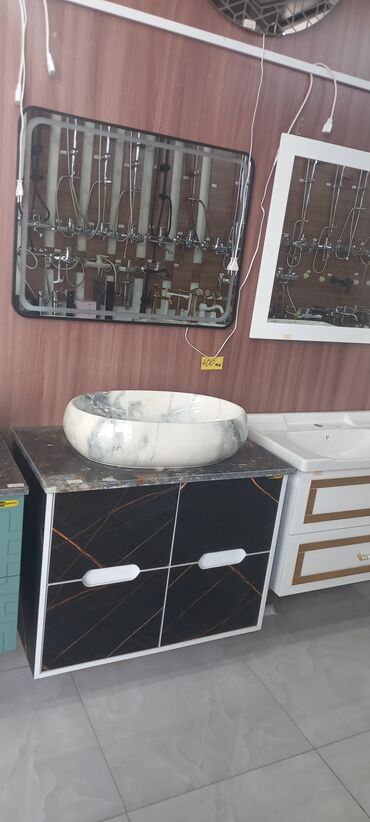 мойдодыр купить недорого: Mərmər görünüşlü əl yuma qabları və vannao‍taq dolabları dəsti -