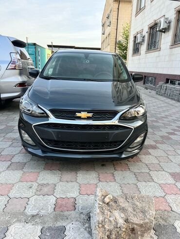 Chevrolet: Chevrolet Spark: 2018 г., 1 л, Вариатор, Бензин