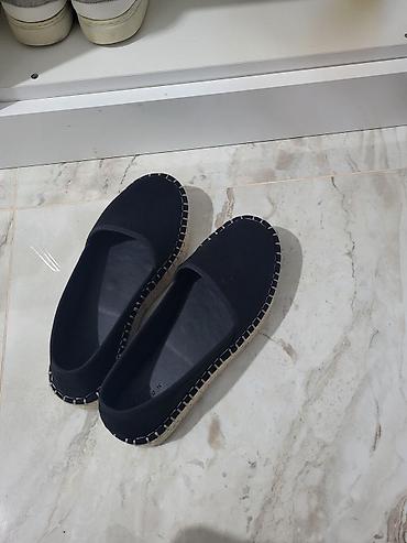 espadril: Qara espadril ayaqqabı.39 razmer.Pəncəli ayaq üçün. - Model: slip-on — 3