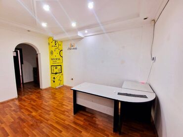 Ofislər: Nərimanov rayonu, “Təbriz” küçəsində, "Heydər Əliyev Mərkəzi"nə yaxın — 9