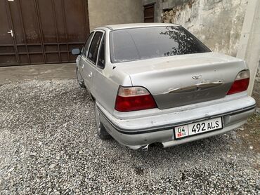 шины 15р: Daewoo Nexia: 2004 г., 1.6 л, Седан
