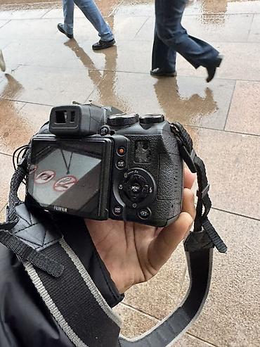 digital camera: Fujifilm FinePix HS – универсальная ультразум-камера с большим хватом — 1
