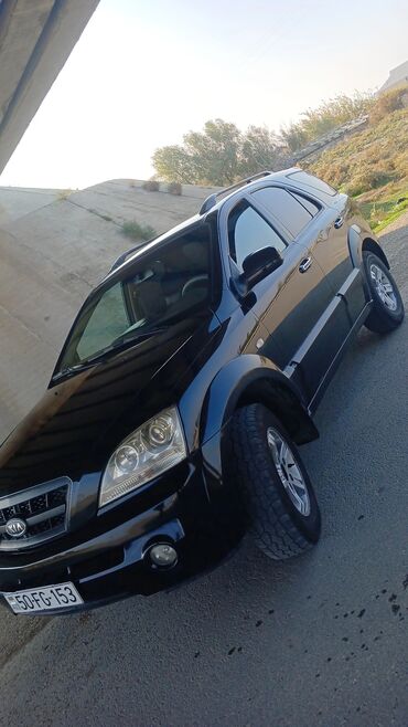 Kia: Kia Sorento: 2.5 l | 2004 il Ofrouder/SUV — 4