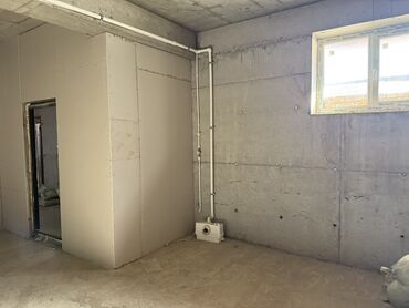 Помещения свободного назначения: ✨ Продаётся цокольное помещение на первой линии! 📍 Адрес: ул — 9