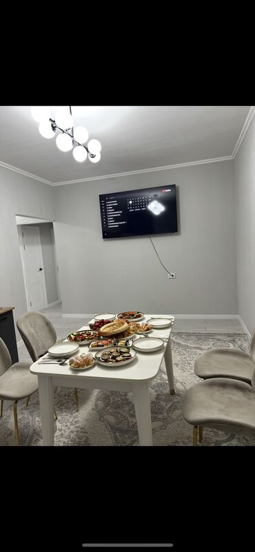 тоголок молдо фрунзе: 3 бөлмө, 79 кв. м, 106-серия, 8 кабат, Евроремонт