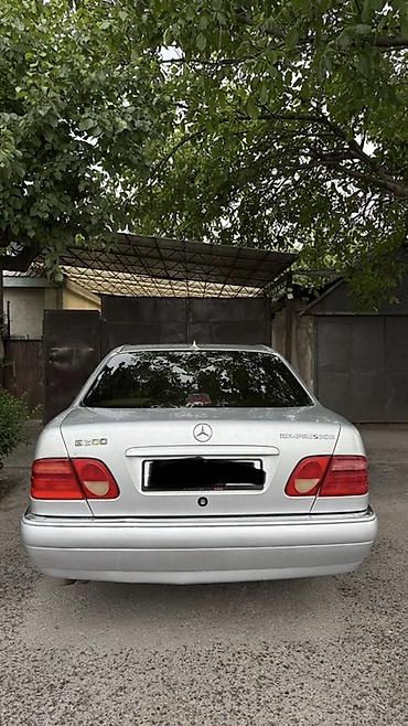 x class: Mercedes-Benz E-Class: 1998 г., 2 л, Механика, Бензин, Седан — 5