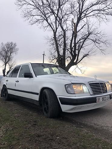 Mercedes-Benz: Mercedes-Benz W124: 1989 г., 2.3 л, Механика, Бензин, Седан — 3