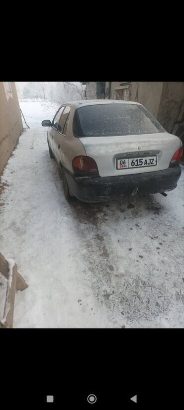 автомобили хундай: Hyundai Accent: 1996 г., 1.3 л, Механика, Бензин, Жол тандабас