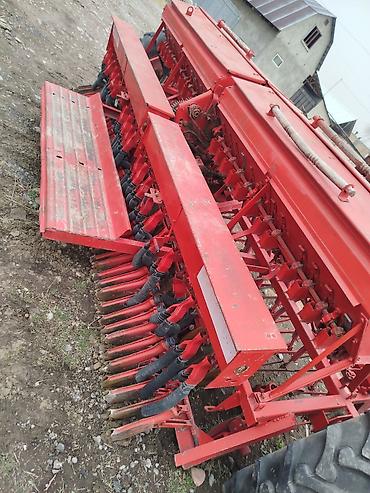 Зерновые сеялки: Зерновая сеялка навесная/прицепная (механическая) беде арпа буудай — 1