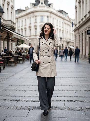 next bluza: Ženski bež trench kaput – United Colors of Benetton - Klasičan — 1