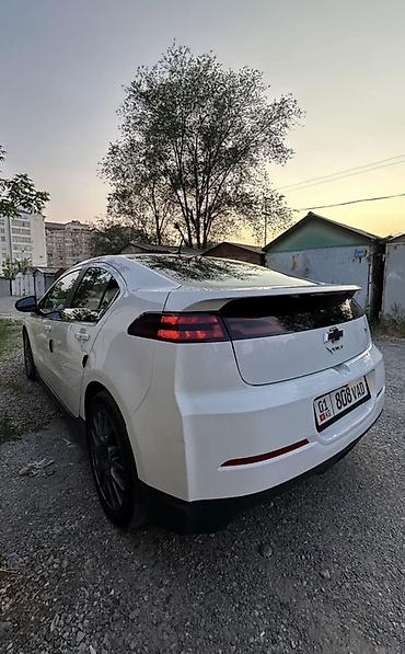 Chevrolet: Chevrolet Volt: 2013 г., Вариатор, Гибрид, Хэтчбэк — 12