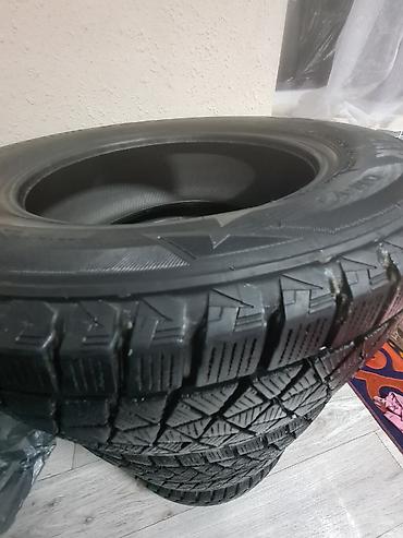 60: Шины 225 / 60 / R 17, Зима, Б/у, Комплект, Легковые, Япония, Bridgestone — 2