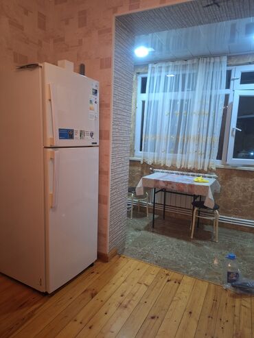 Köhnə tikili: Gəncə, 3 otaqlı, Köhnə tikili, 72 kv. m -da lalafo.az — 13 Köhnə tikili: Gəncə, 3 otaqlı, Köhnə tikili, 72 kv. m — 13